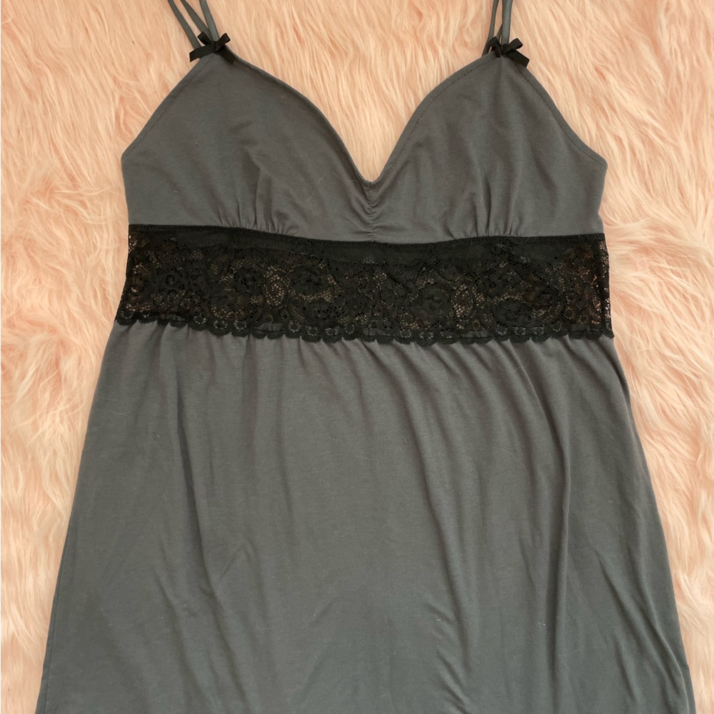 Grey and black lace nightgown with bow detail 🖤🎀 So pretty and dainty